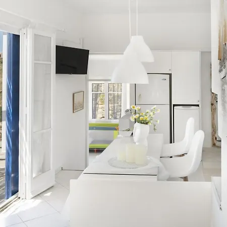 Konstantinos And Eleni's * Koundouros